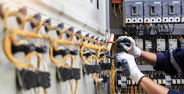 Professional Electrician technician working in South Bradenton, FL